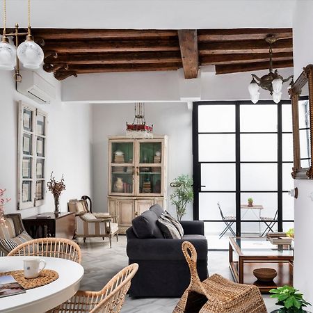 Magno Apartments Virgenes Luxury House Siviglia Esterno foto